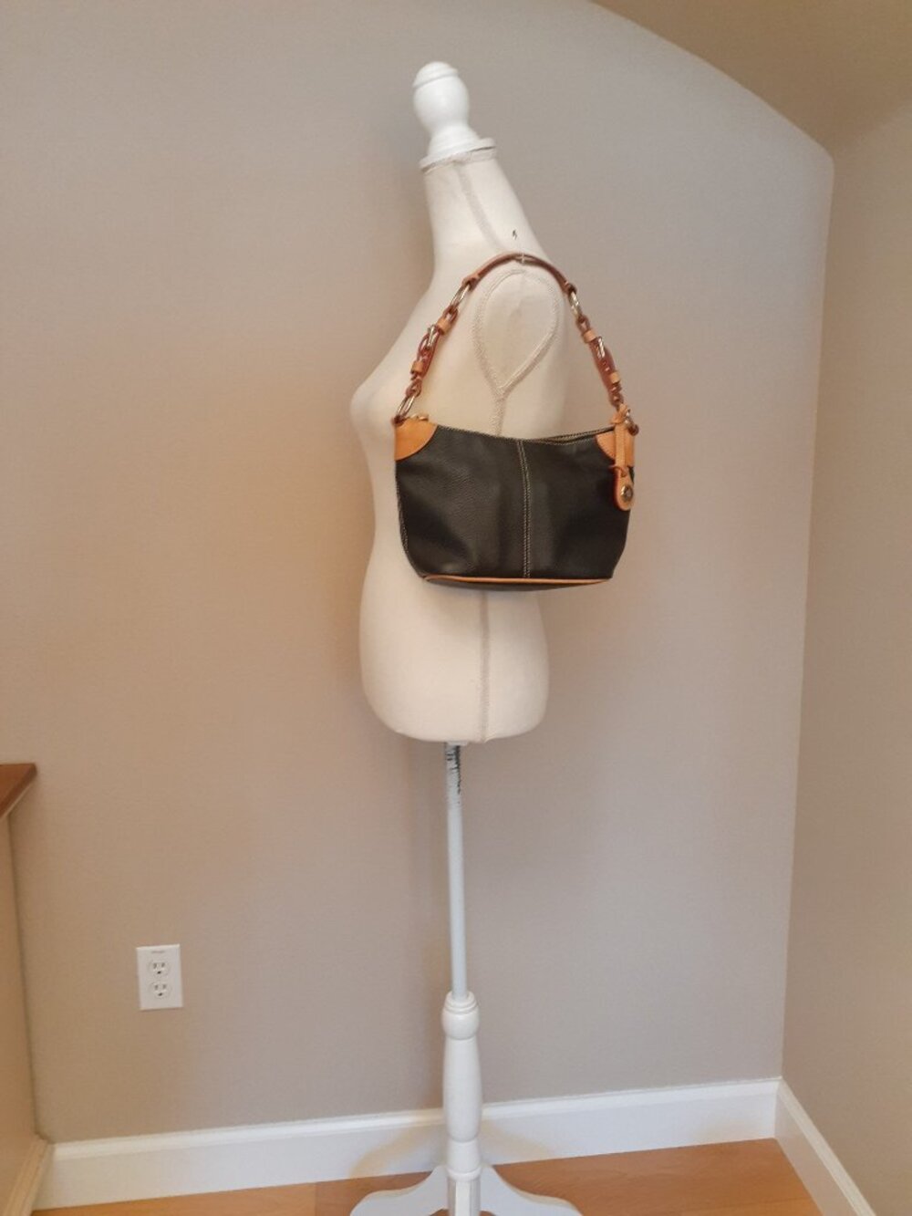 Dooney & Bourke Shoulder Bag